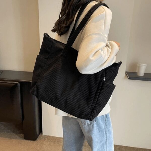 Grand Sac À Main En Velours Côtelé Noir – Image 2