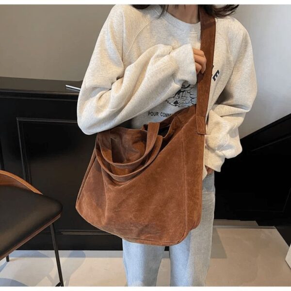 Grand Sac Fourre-tout En Velours Marron – Image 3