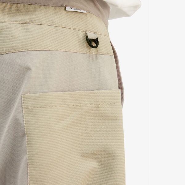 short réglable avec ceinture