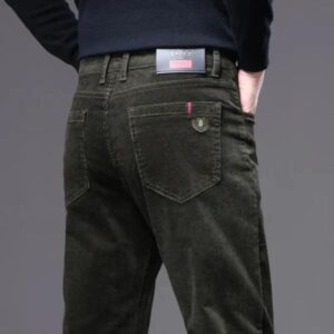 pantalon droit homme en velours côtelé vert