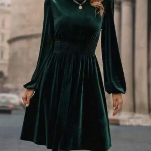 robe a col roulé en velours vert